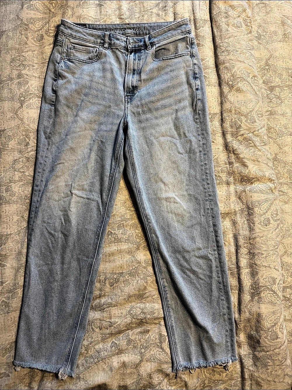 American Eagle Mom Straight Jean Straight Leg Jeans Blue Size Medium (8)